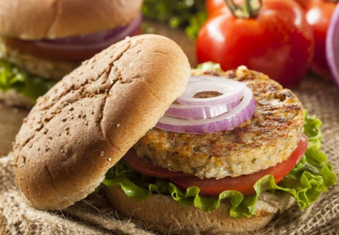 Delicious and healthy bulghur hamburger with a hearty veggie patty, served with fresh toppings