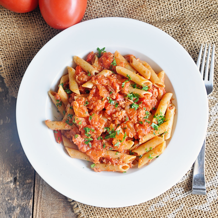 Penne with Tuna and Tomato: A Delicious and Easy Pasta Dish | Intrecipes
