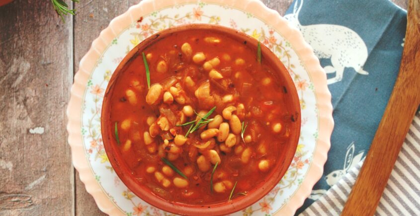 Turkish White Beans in Pan