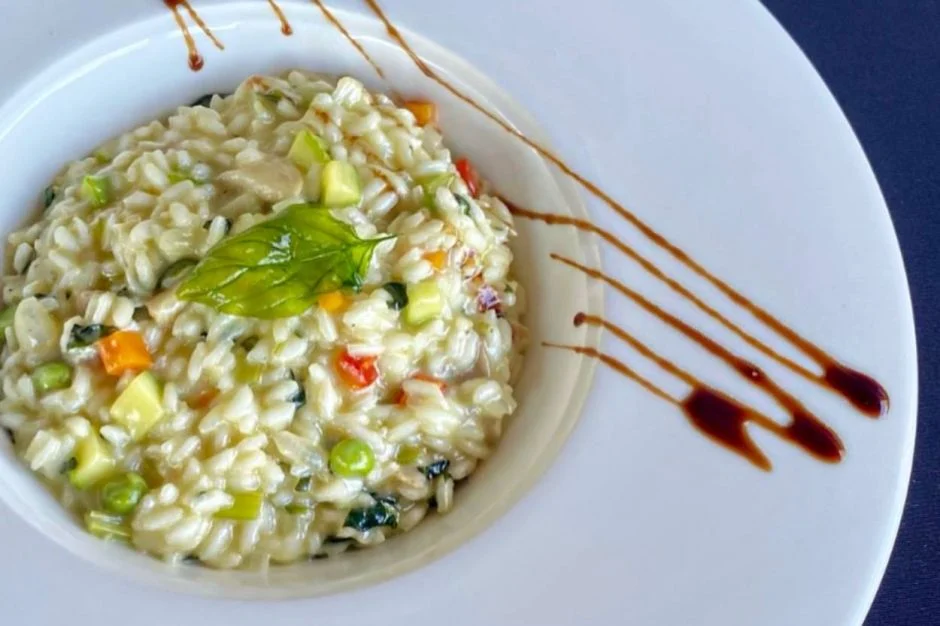 Sebzeli Risotto Recipe - A Creamy and Flavorful Vegetable Risotto | Intrecipes