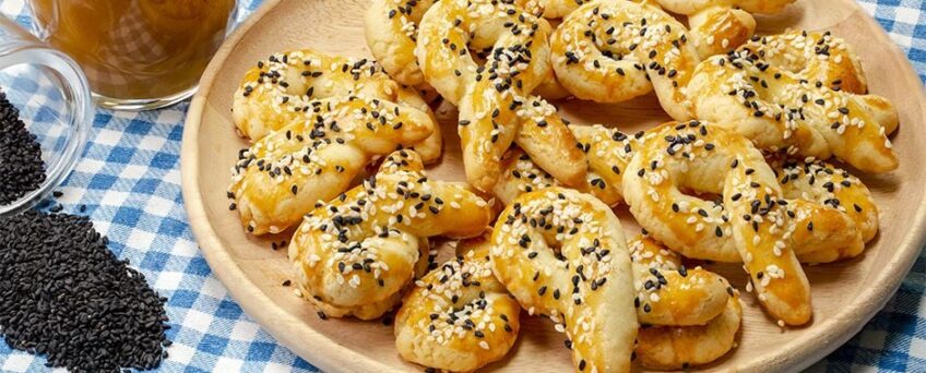 Sirkeli Tuzlu Kurabiye Recipe - Savory Vinegar Cookies with a Tangy Twist | Intrecipes