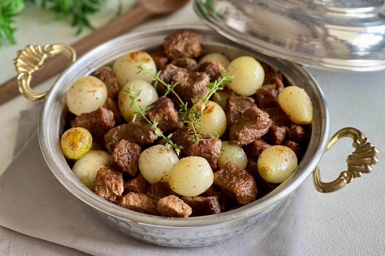 Onion Beef Stir-Fry Recipe - A Quick and Flavor-Packed Meal for Busy Weeknights | Intrecipes