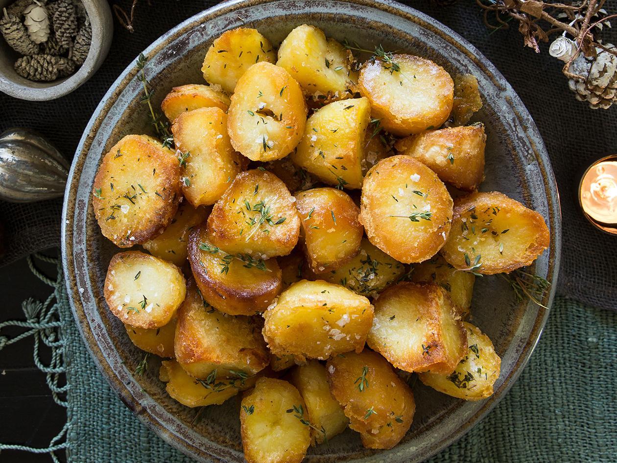 Butter and Thyme Roast Potatoes: A Comforting Side Dish | Intrecipes