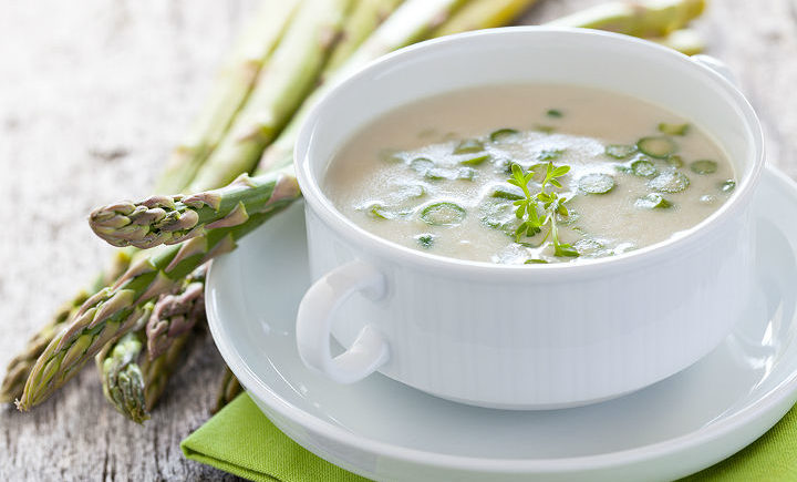 Creamy and nutritious asparagus soup: a flavorful recipe packed with healthy ingredients for comforting and wholesome enjoyment.